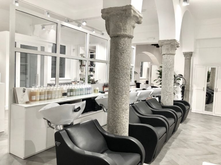 Arredi Saloni Parrucchieri – Progetto Arredamenti per Parrucchieri ed